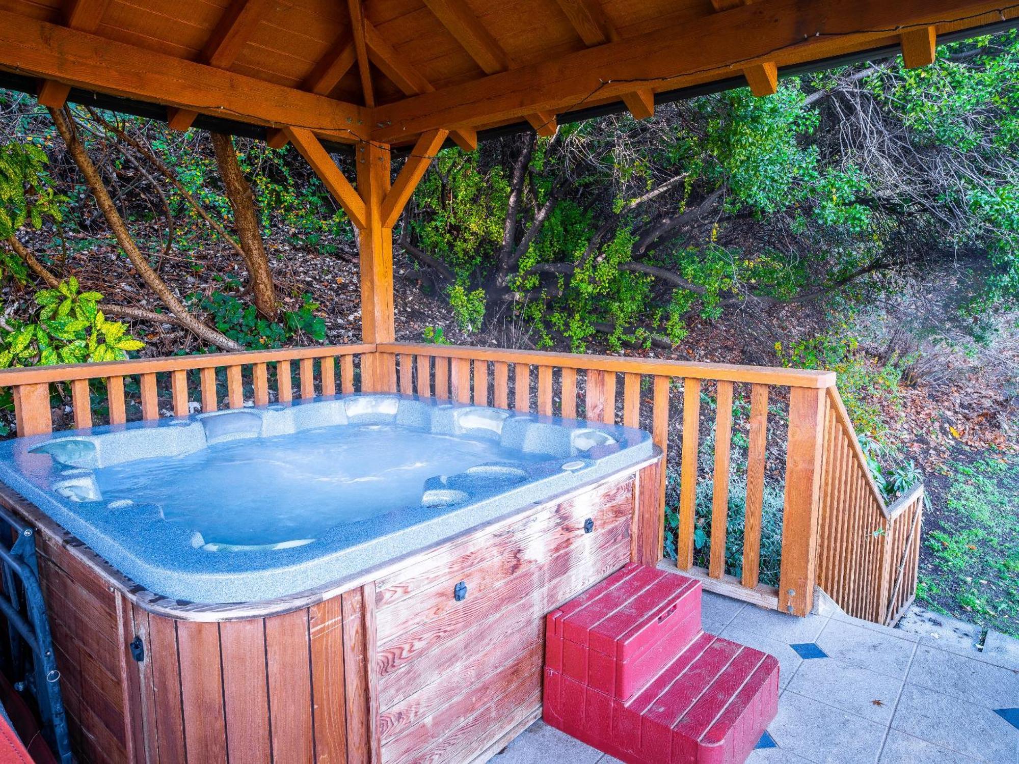 Wanaka Springs Lodge Exterior photo