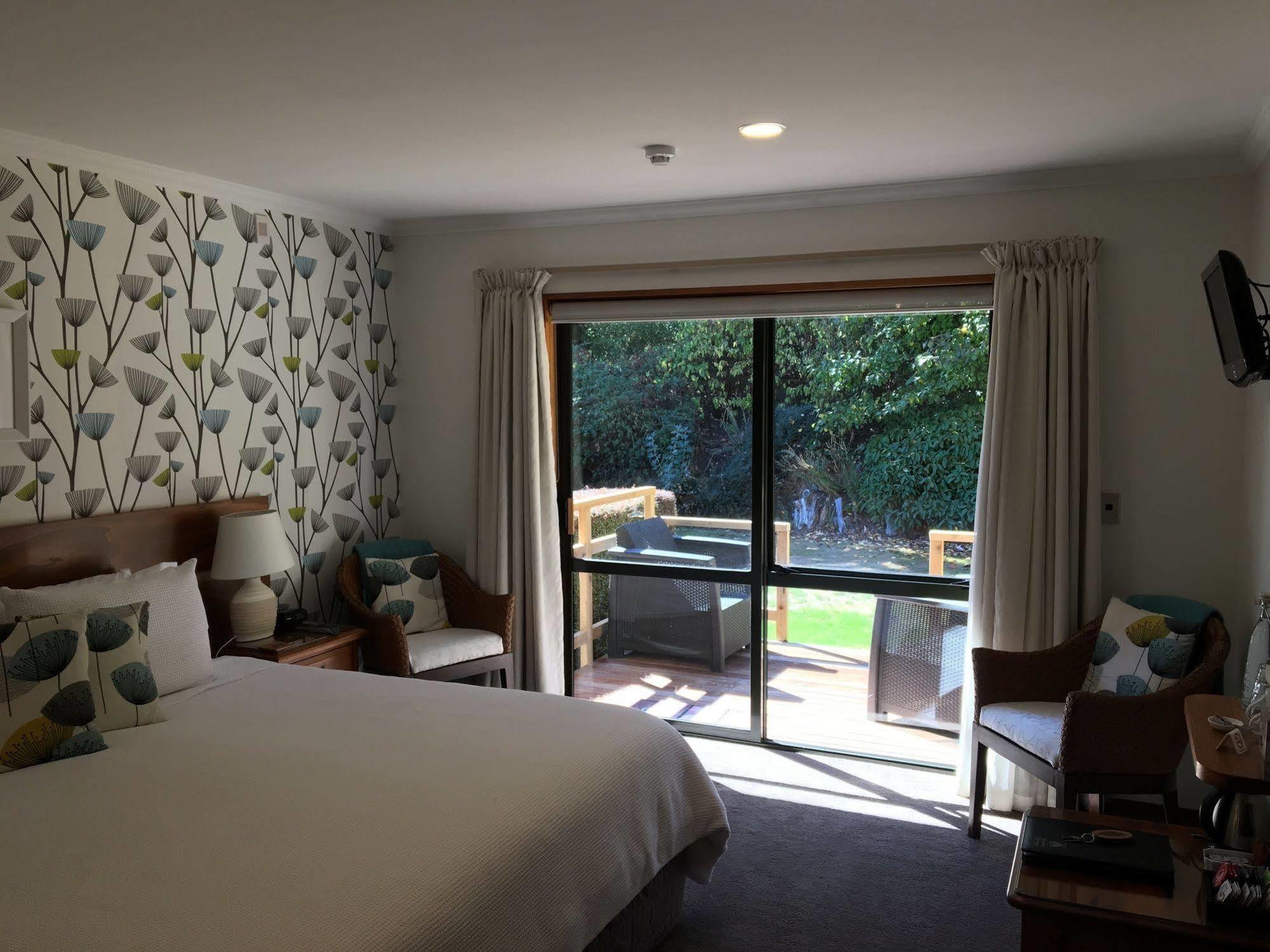 Wanaka Springs Lodge Exterior photo